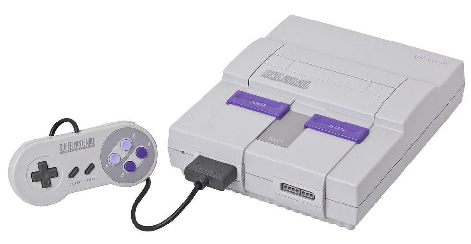 Nintendo  Super NES Gaming Console - Gray - Excellent